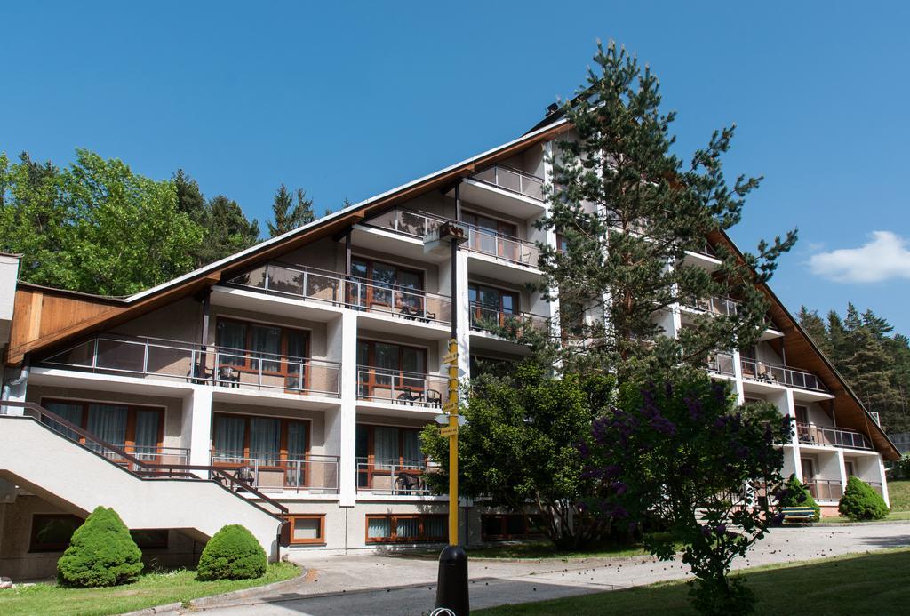 Hotel Radejov Knezdub Luaran gambar
