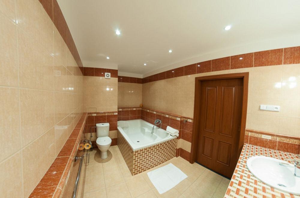 Hotel Radejov Knezdub Luaran gambar