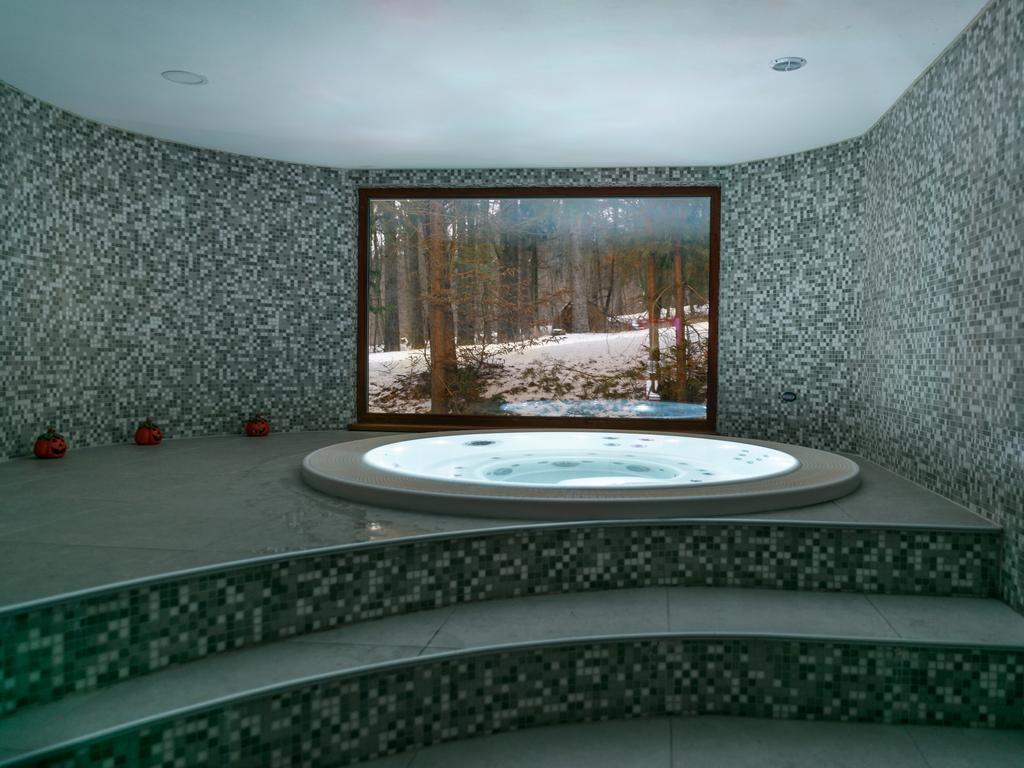 Hotel Radejov Knezdub Luaran gambar